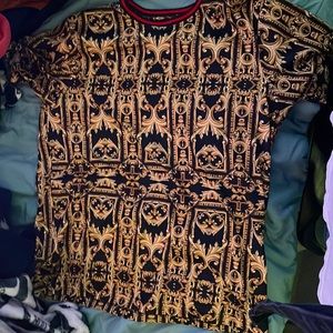 Men’s tee. Size L.